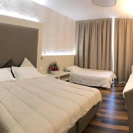 Gardesana 3* Riva del Garda